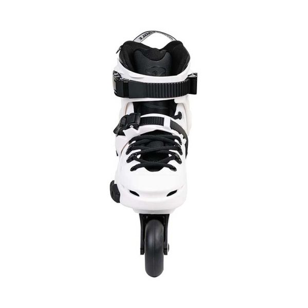 اسکیت فلاینگ ایگل F6S فالکون پرو رنگ سفید، اسکیت حرفه‌ای با طراحی ارگونومیک و عملکرد عالی برای اسکیت‌بازان پیشرفته
